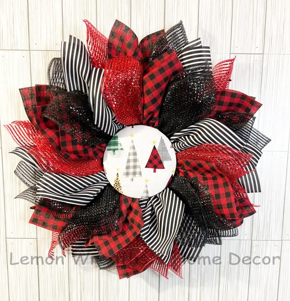 Buffalo Plaid Winter Wreath