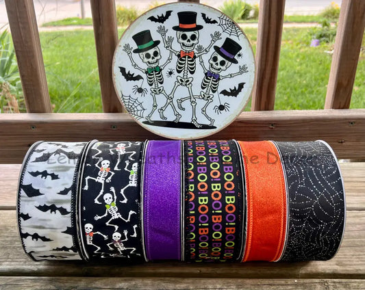 Dancing Skeletons Sign/Ribbon Wreath Kit